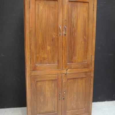 Armadio coloniale in teak